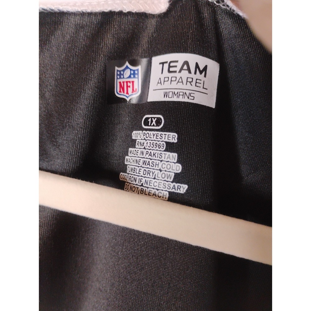 NFL Team Apparel Baltimore Ravens NFL Shirt 1X White Purple Women Sparkle V Neck - Picture 3 of 9